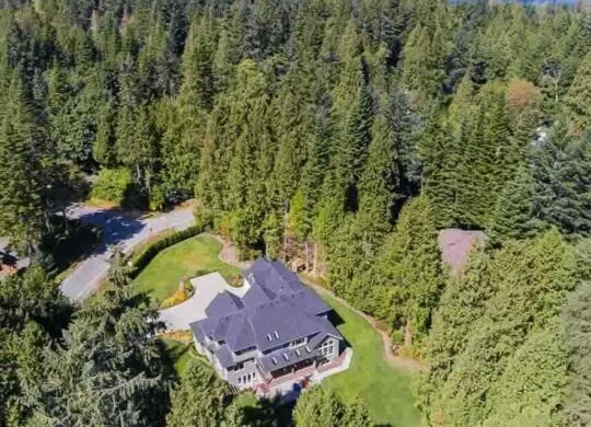 House with acreage Maple Ridge