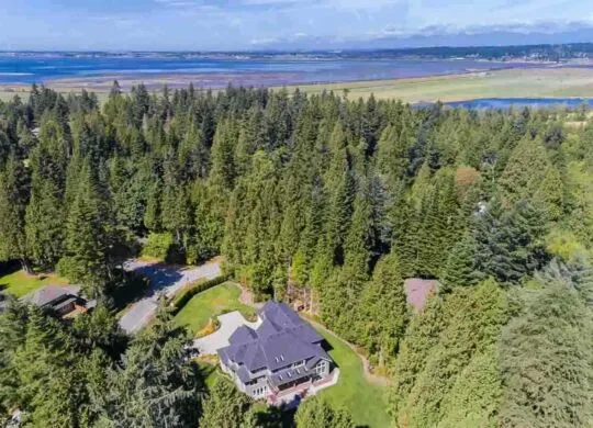 House with acreage Maple Ridge
