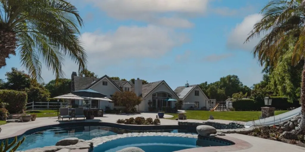 Featured Listings, Recently Sold Listings, Exclusive Listings