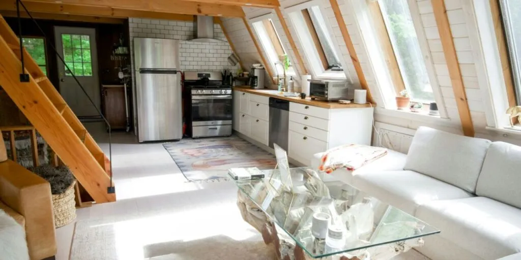 Homes with suite, Houses with Mortgage Helper, Coquitlam Homes with 2 kitchens