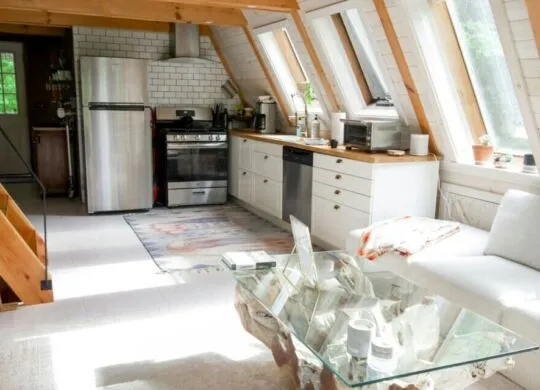 Homes with suite, Homes with Mortgage Helper, Homes with 2 kitchens, House with suite, House with 2 kitchens