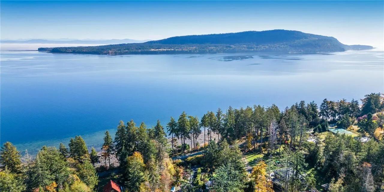 Manna House, Denman Island waterfront property, Oceanfront homes Denman Island, Denman Island real estate with business, Invest in Denman Island waterfront property, Gulf Islands waterfront property